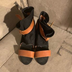 Slouchy Canvas Heels